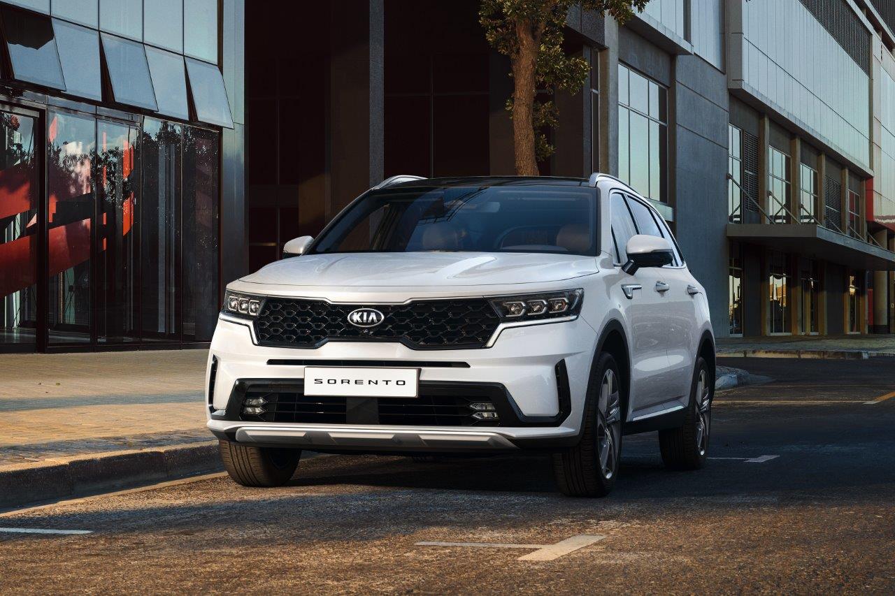 Kia’s newest SUV will be available with hybrid power