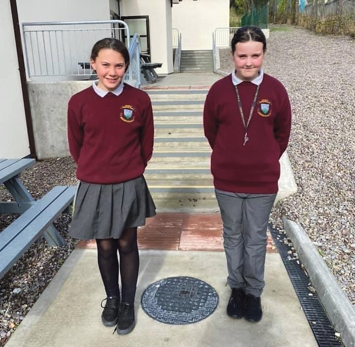 Bandon Students at this year’s BT Young Scientist and Technology Exhibition urge Irish farmers to change farm practices and reduce their carbon footprint