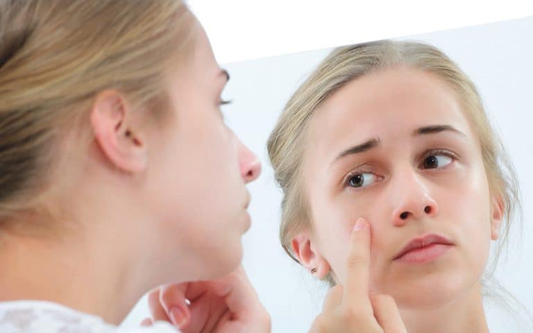 Understanding Cosmeticorexia – the hidden obsession with appearance